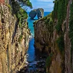 El Pedroso De Llanes *
