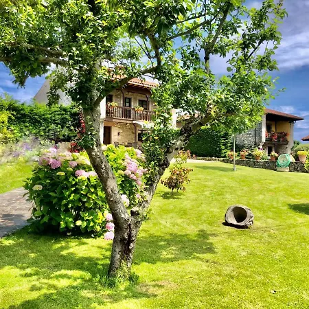 El Pedroso De Llanes Villahormes
