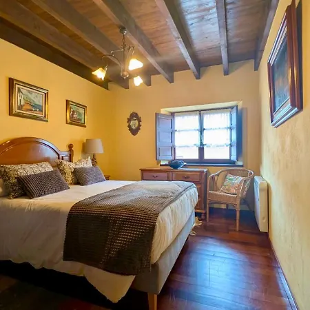 El Pedroso De Llanes Nyaraló Villahormes