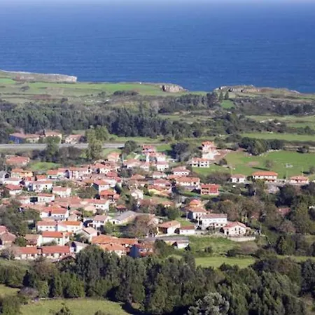 El Pedroso De Llanes *