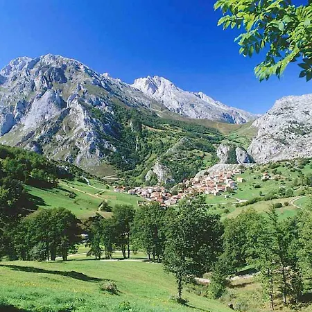 El Pedroso De Llanes Villahormes