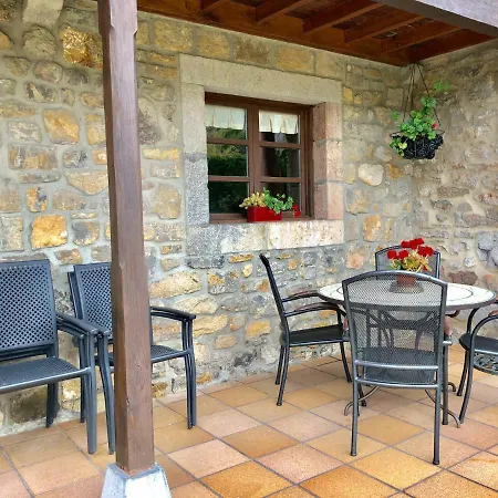 El Pedroso De Llanes