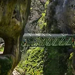 El Pedroso De Llanes بيت للعطل