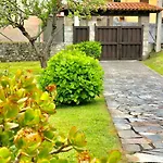 El Pedroso De Llanes *